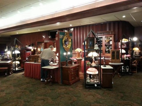 The Green Bay and De Pere Antiquarian Society Holiday Antique Show and Sale